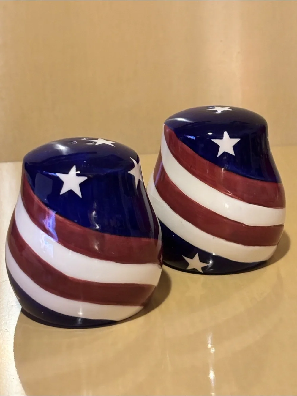 Ceramic Salt and Pepper Shakers Set